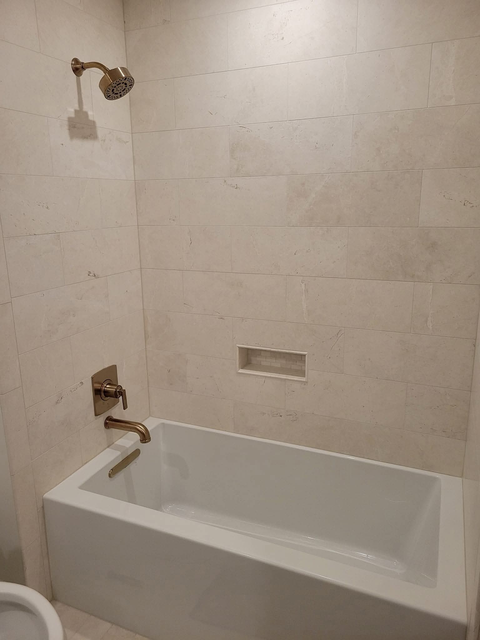 Tub & shower combo, marble tile